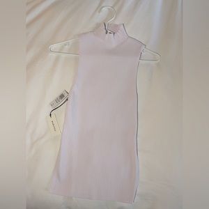 NWT Aritzia Sculpt Knit Tie Back Sleeveless in Lilac Size Small